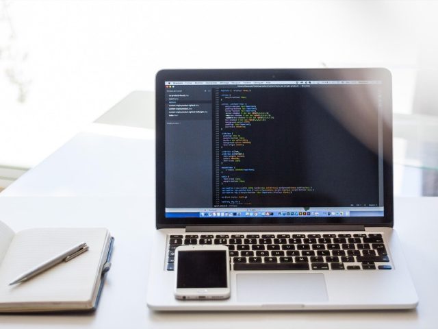 Avis sur le service legaltech Captain Contrat