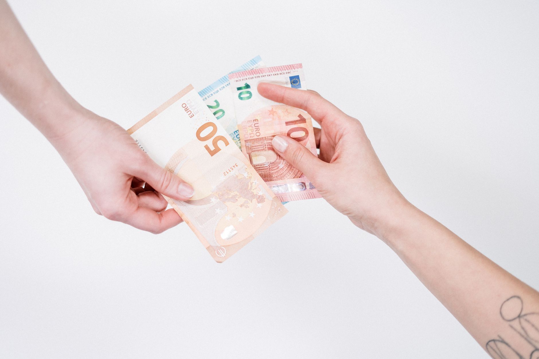Revolut se lance dans le crédit immobilier : une aubaine pour les TPE ?
