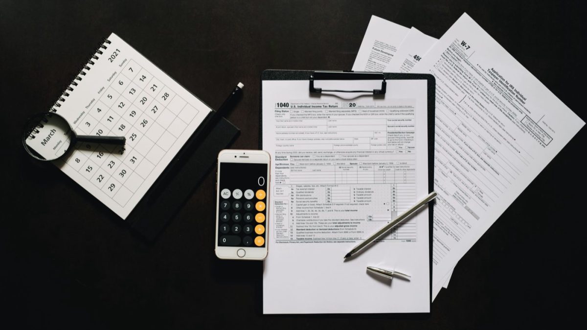 Clôturer un compte professionnel : démarches et délais