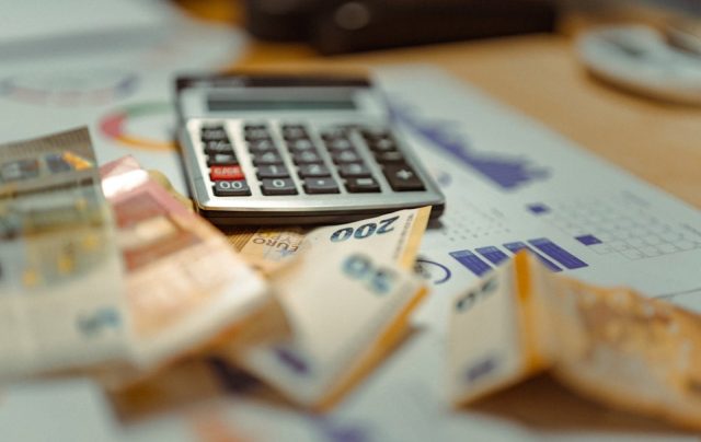 Financer l&rsquo;achat de matériel professionnel : prêt ou location