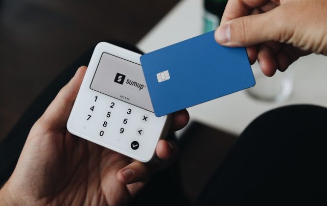 La Banque Postale – Formule de Compte Pro, résumé et tarifs