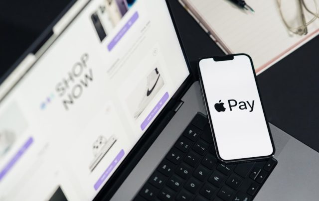 Verser et déclarer les salaires sur un compte professionnel